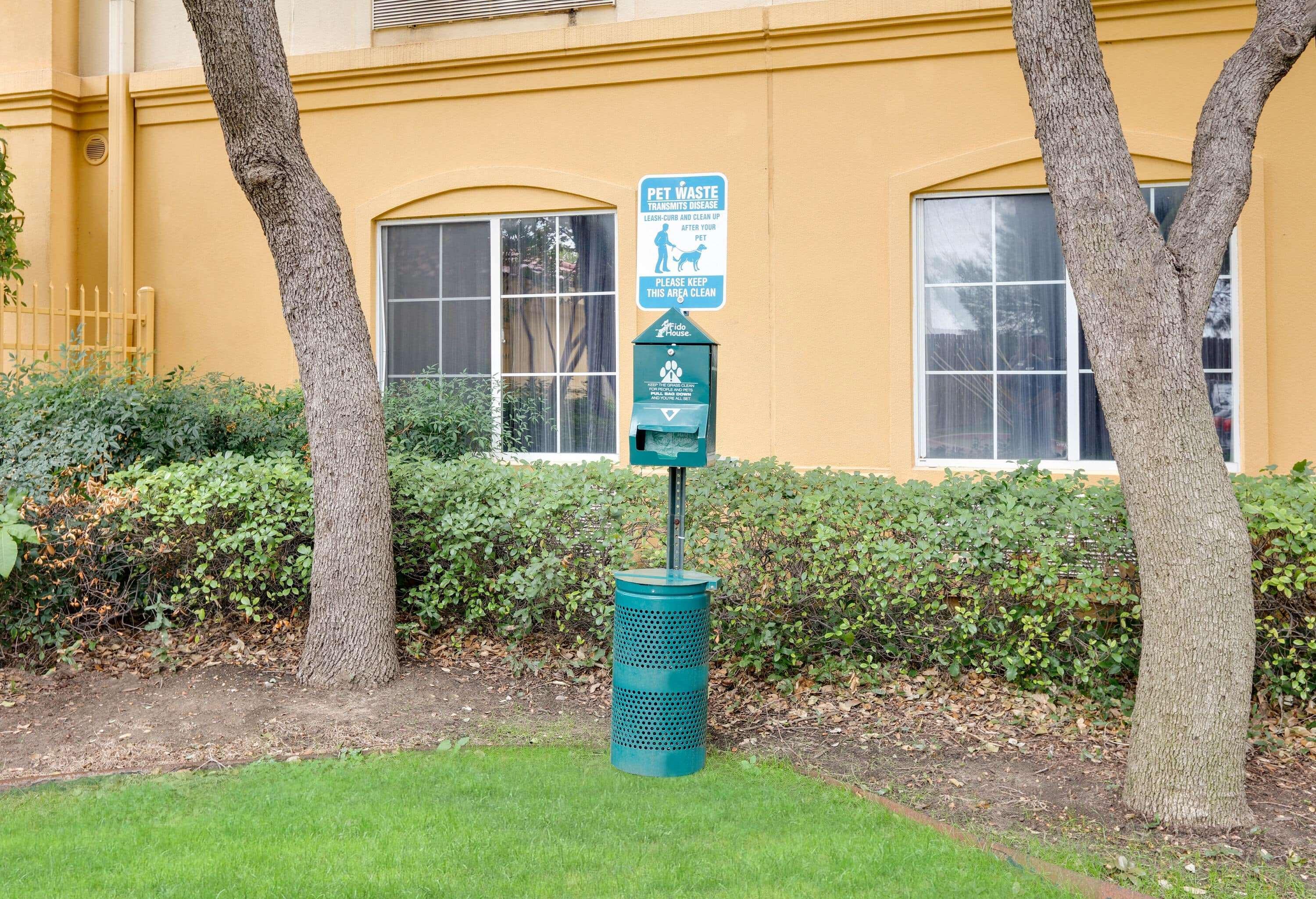 La Quinta By Wyndham Dallas North Central Exterior foto